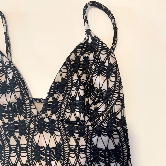 Fake sheer lace mini dress - Picture 2 of 6